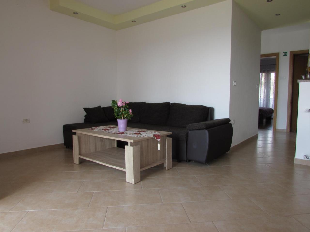 Goga Apartman *